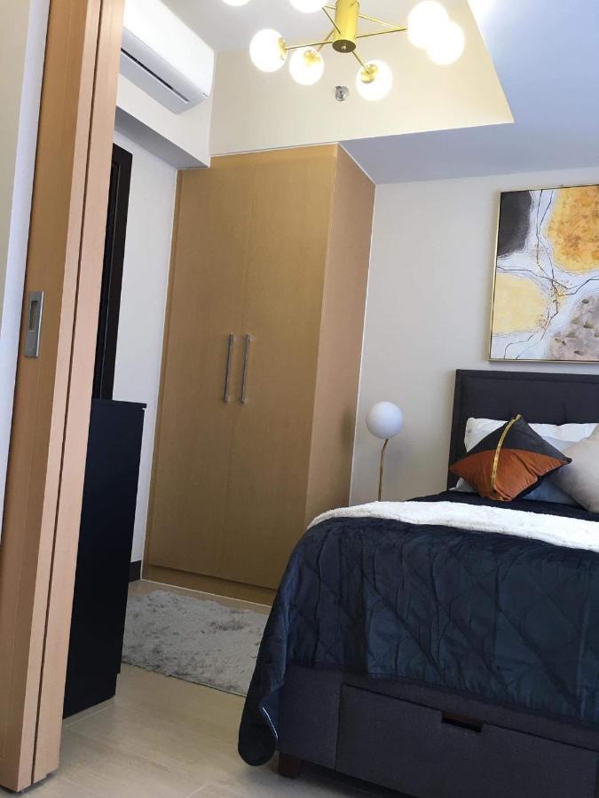 Daniella'S Modern & Cozy Suite In Uptown Bgc Manila Kültér fotó